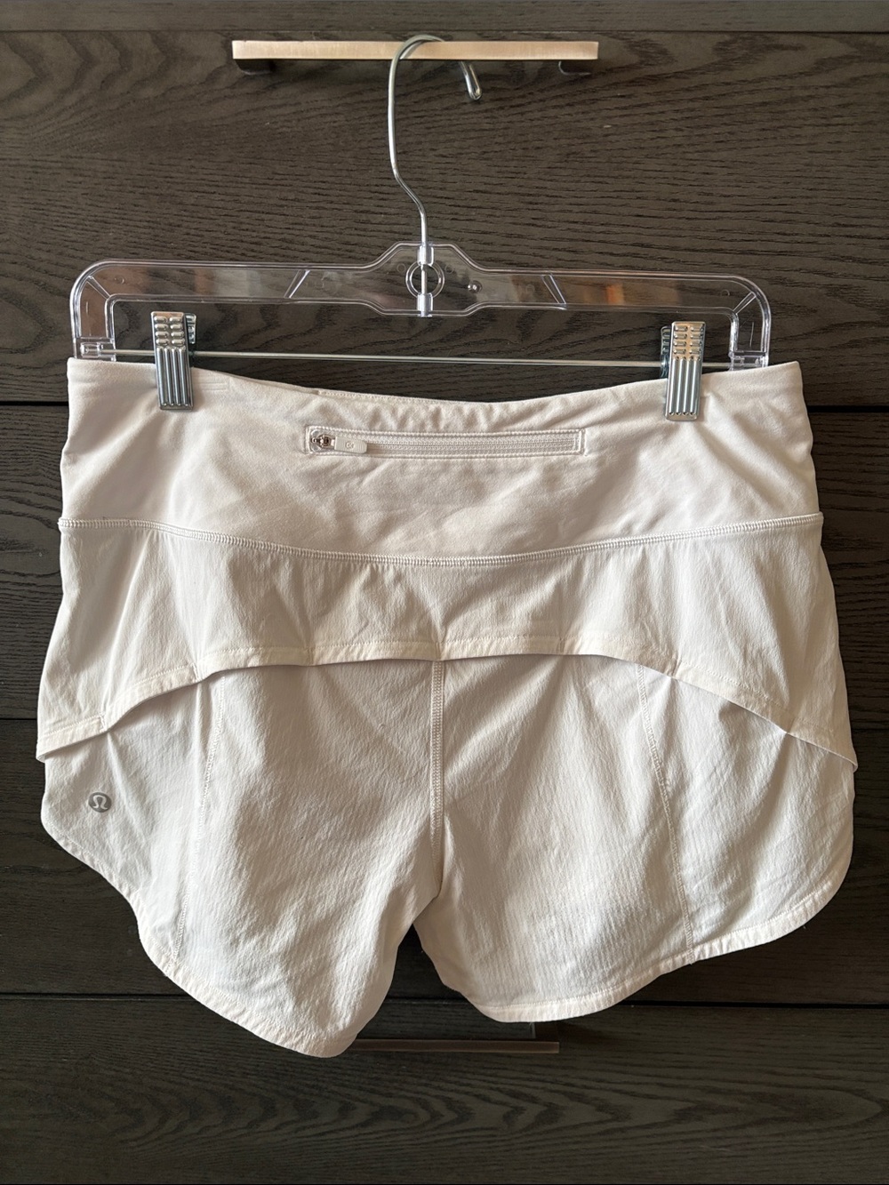 Lululemon Speed Up Lined Shorts 4” | White | Size 6 Tall - Picture 2 of 7